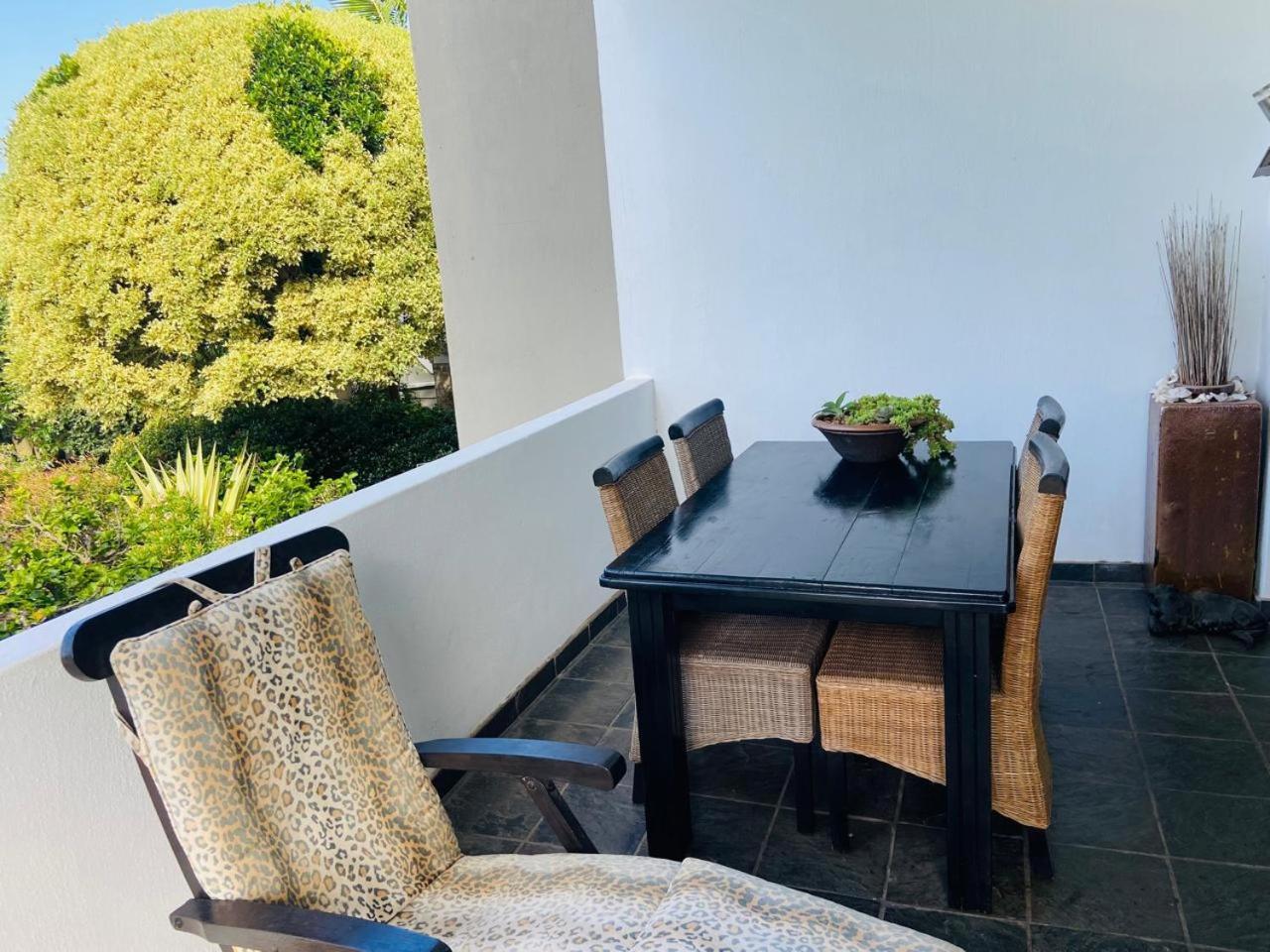 The Ocean Bay Luxury Guesthouse Jeffreys Bay Exterior foto